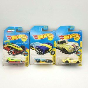Lot of 3 Hot Wheels 2017 Legend of Speed Experimotors Fairlady Speedy Perez Sky